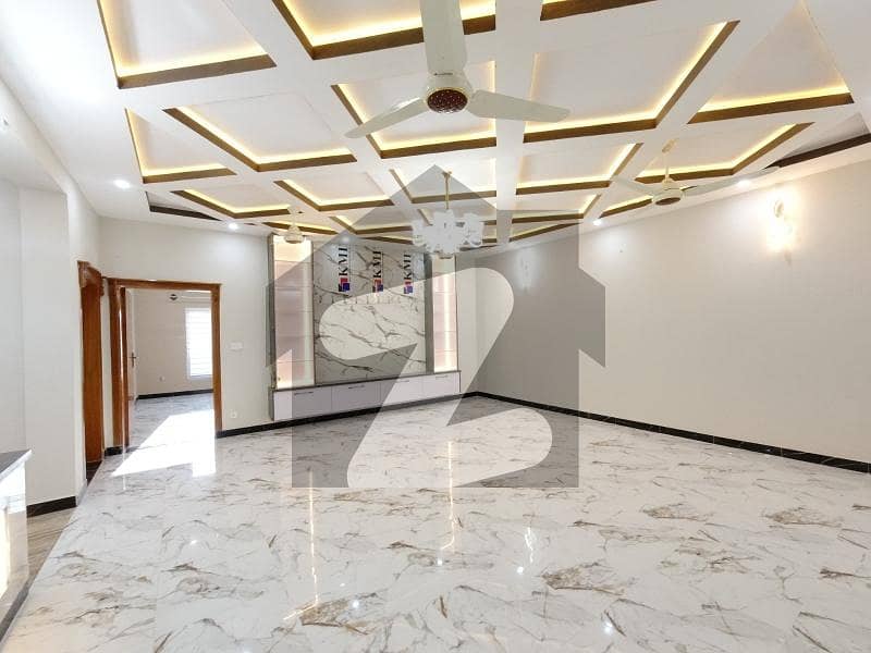 40x80 Ground Portion For Rent In G13 40x80 Ground Portion For Rent In G13