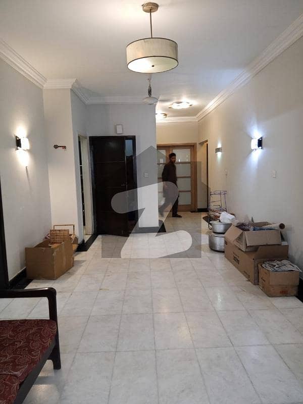 Apartment For Rent M T Khan road Near PiDC near amircan ambacy Apartment For Rent M T Khan road Near PiDC near amircan ambacy
