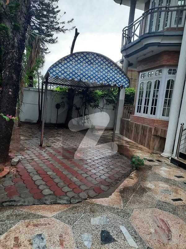 Get Your Hands On House In Islamabad Best Area