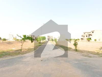 5 MARLA LOW BUDGET PLOTS AVAILBLE FOR SALE - OVERSEAS BLOCK