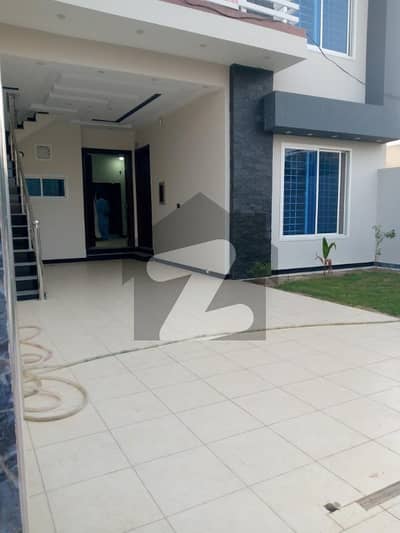 7.5 Marla House With 3 Bed For Sale