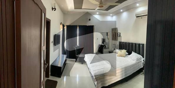 Fully Furnished 8 Marla Upper Portion for Rent in DHA 9 Town Ready to Move!