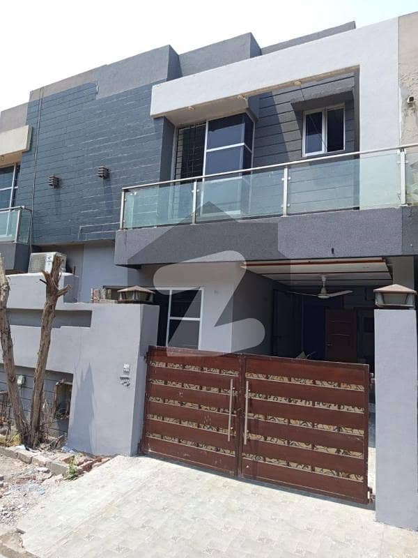 Hot Location 5 Marla House Available For Sale In Paragon City Imperial Block 1 Hot Location 5 Marla House Available For Sale In Paragon City Imperial Block 1