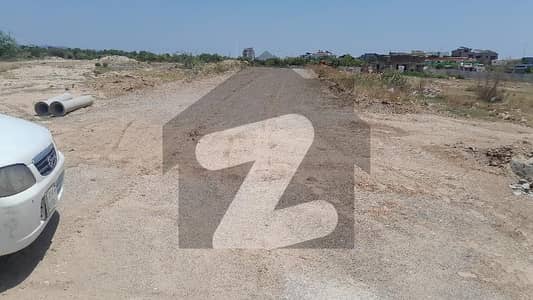 5 Marla Corner Plot For Sale
