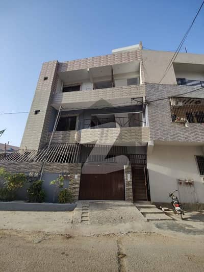 A 270 Square Yards Upper Portion Located In Gulistan-e-Jauhar - Block 13 Is Available For sale