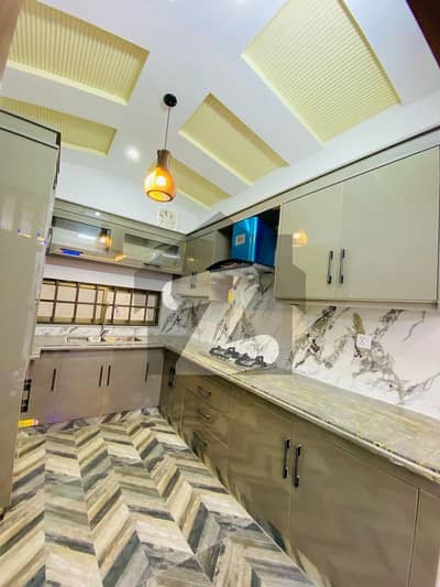 10 Marla Brand New House For Sale