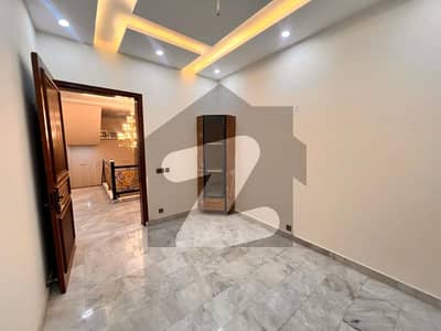 1 Kanal Brand New Upper Portion available For Rent in Nasheman_ e_Iqbal Phase 2