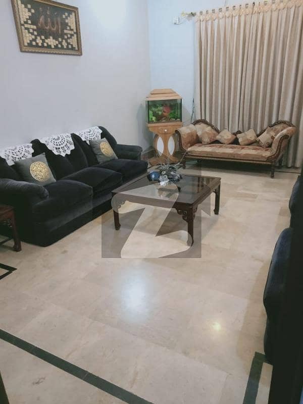 200 Sq Yards West Open Bungalow 200 Sq Yards West Open Bungalow
