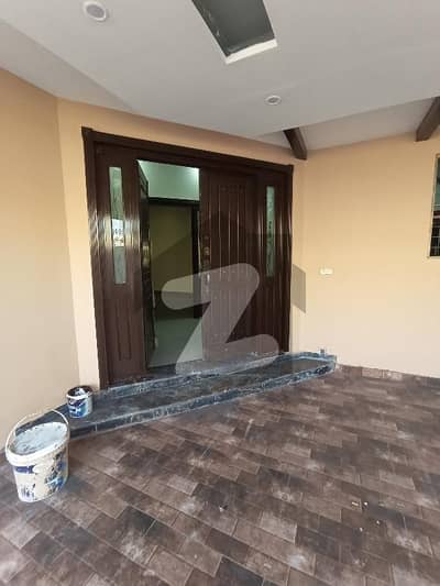 5 Marla House available Excellent location