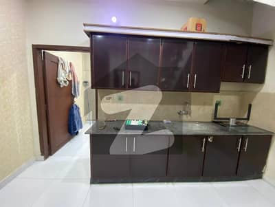 علی پارک کینٹ,لاہور میں 3 کمروں کا 3 مرلہ مکان 1.08 کروڑ میں برائے فروخت۔