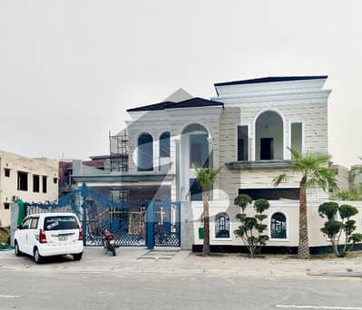 2 Kanal Beautiful Corner Facing Park Main Boulevard Spanish House For Sale In Tauheed Block
