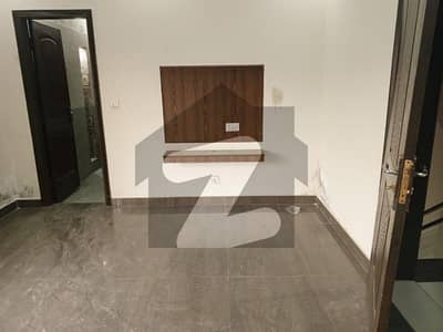 Dha phase 5, 6 marla full house for rent