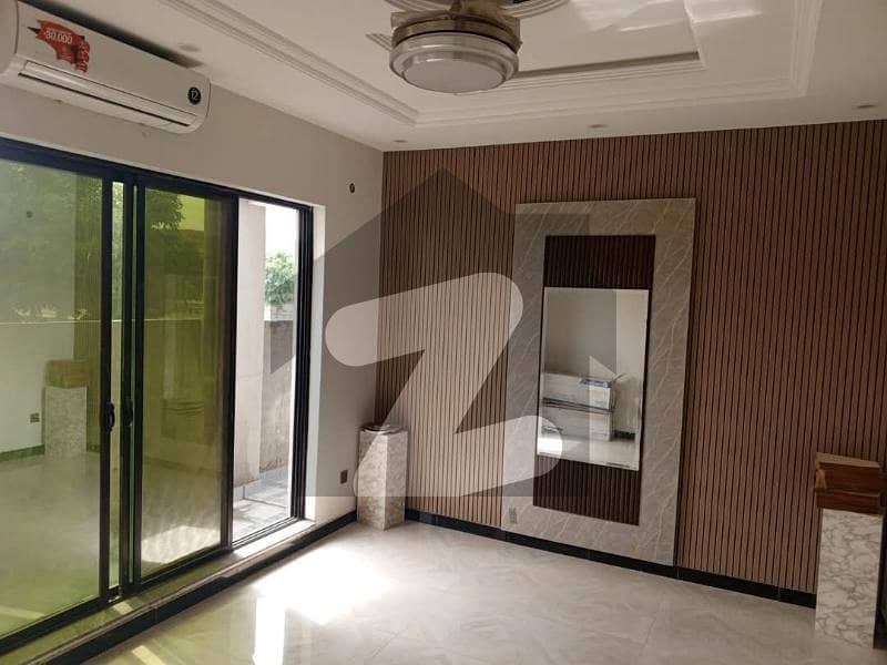 6 MARLA FLAT WITH GAS FOR RENT AVAILABLE 6 MARLA FLAT WITH GAS FOR RENT AVAILABLE