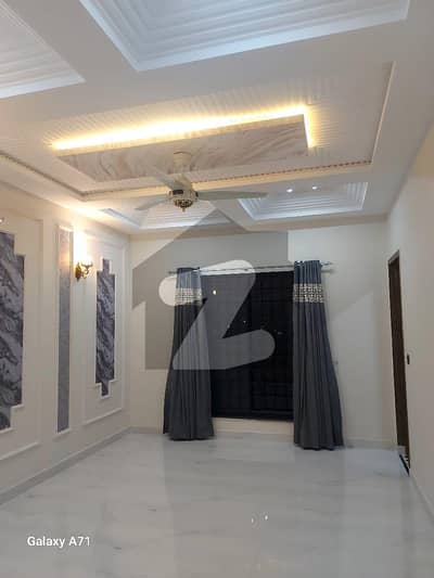 New Ultra-Modern Home With An Amazing Design In Lda Avenue Block J