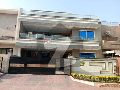 40*80 Brand New House For Sale G-13/2