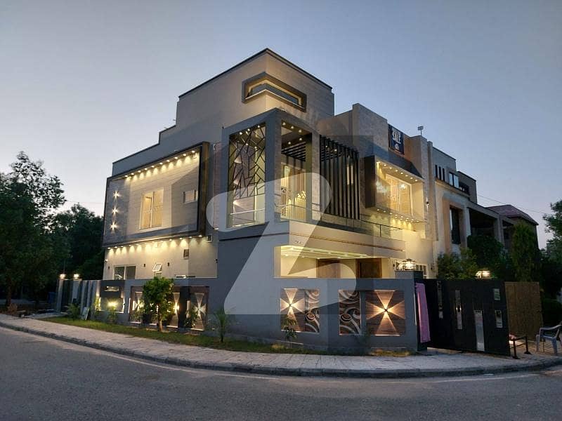 10 MARLA BRAND NEW LUXURY HOUSE FOR SALE 10 MARLA BRAND NEW LUXURY HOUSE FOR SALE
