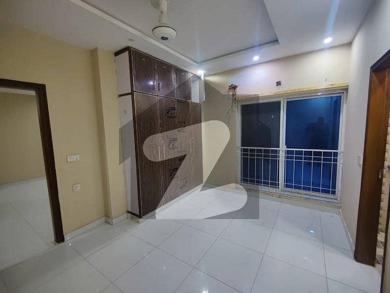 4 Marla Family Flat For Rent 4 Marla Family Flat For Rent