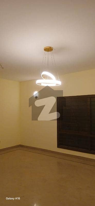 600 YARDS BUNGALOW FOR RENT DHA PHASE 5