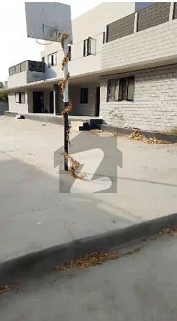 ڈی ایچ اے فیز 1 ڈی ایچ اے ڈیفینس,کراچی میں 6 کمروں کا 4 کنال مکان 15.0 لاکھ میں کرایہ پر دستیاب ہے۔