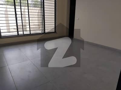 ابدالینز سوسائٹی ۔ بلاک اے ابدالینزکوآپریٹو ہاؤسنگ سوسائٹی,لاہور میں 5 کمروں کا 10 مرلہ مکان 1.6 لاکھ میں کرایہ پر دستیاب ہے۔