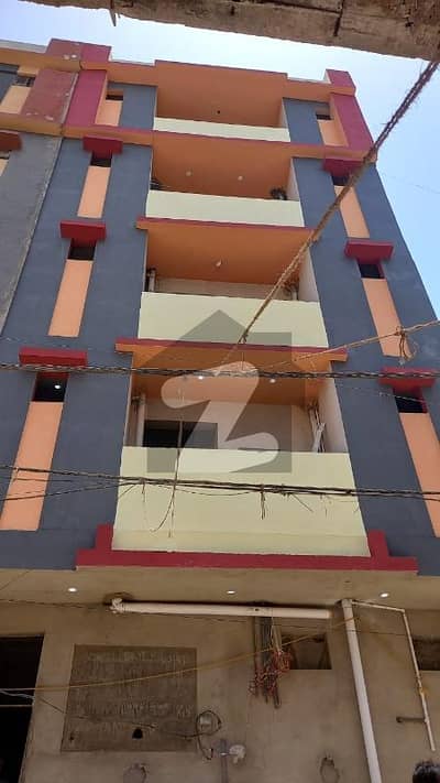 Ideal 500 Square Feet Flat Available In Gulistan-e-Jauhar - Block 11, Karachi