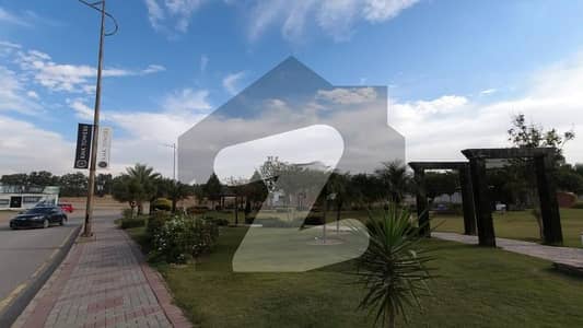 ٹاپ سٹی 1 - بلاک ڈی ٹاپ سٹی 1,اسلام آباد میں 10 مرلہ رہائشی پلاٹ 1.65 کروڑ میں برائے فروخت۔
