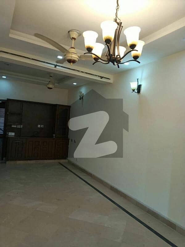 ای ۔ 11 اسلام آباد میں 2 کمروں کا 6 مرلہ زیریں پورشن 75.0 ہزار میں کرایہ پر دستیاب ہے۔ ای ۔ 11 اسلام آباد میں 2 کمروں کا 6 مرلہ زیریں پورشن 75.0 ہزار میں کرایہ پر دستیاب ہے۔