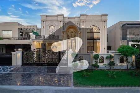 ڈی ایچ اے فیز 7 - بلاک یو فیز 7,ڈیفنس (ڈی ایچ اے),لاہور میں 5 کمروں کا 1 کنال مکان 6.95 کروڑ میں برائے فروخت۔