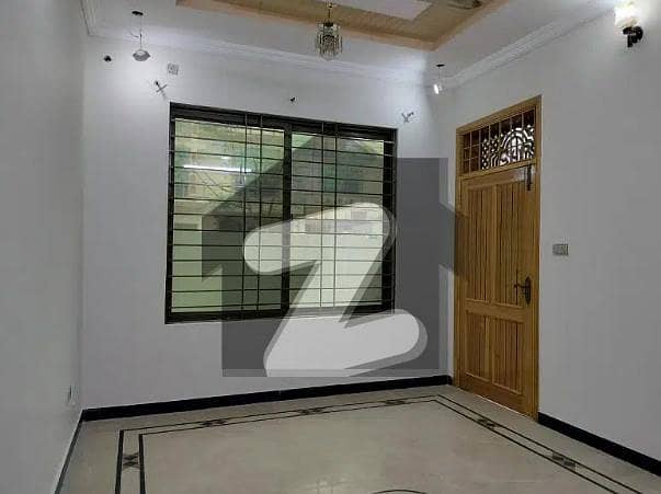 30*60 Full House For Rent G 13 30*60 Full House For Rent G 13