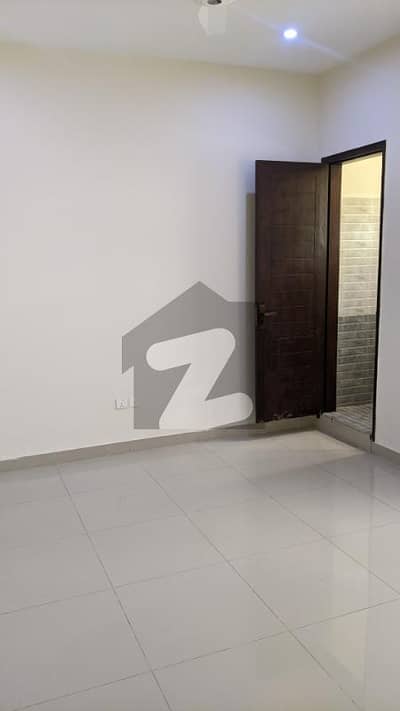 100 Yards Bungalow For Rent