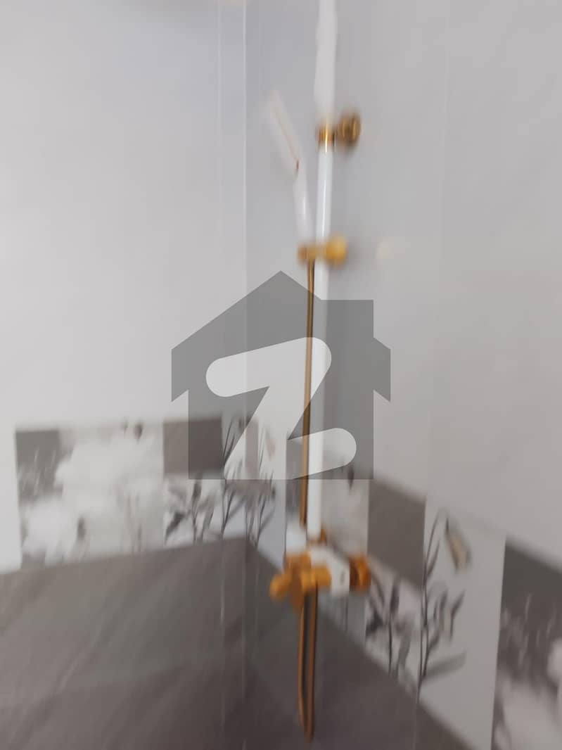 32 