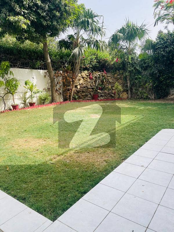 600 Yard Bungalow For Sale 600 Yard Bungalow For Sale