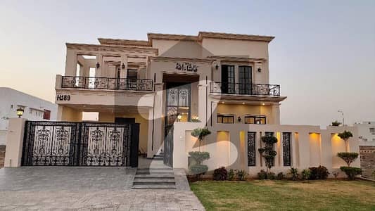 ڈی ایچ اے فیز 1 ۔ سیکٹر ایچ ڈی ایچ اے فیز 1,ڈی ایچ اے ڈیفینس,ملتان میں 5 کمروں کا 1 کنال مکان 5.2 کروڑ میں برائے فروخت۔ ڈی ایچ اے فیز 1 ۔ سیکٹر ایچ ڈی ایچ اے فیز 1,ڈی ایچ اے ڈیفینس,ملتان میں 5 کمروں کا 1 کنال مکان 5.2 کروڑ میں برائے فروخت۔