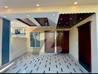 Bahria Enclave 8 Marla Brand New House Available For Sale