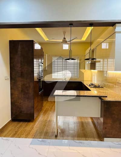 Bahria Enclave 10 Marla Brand New House Available For Sale