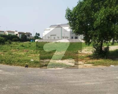 Pair of Kanal - Total 2 Kanal Top Location Plot No- 1681 And 1682 Block U Phase 7 DHA Lahore For Urgent Sale