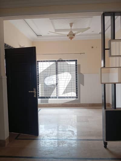 Lower Portion Available For Rent In Sultan Town For Family