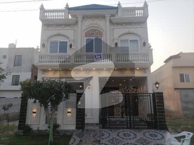 سینٹرل پارک ۔ بلاک اے1 سینٹرل پارک ہاؤسنگ سکیم,لاہور میں 3 کمروں کا 5 مرلہ مکان 2.0 کروڑ میں برائے فروخت۔