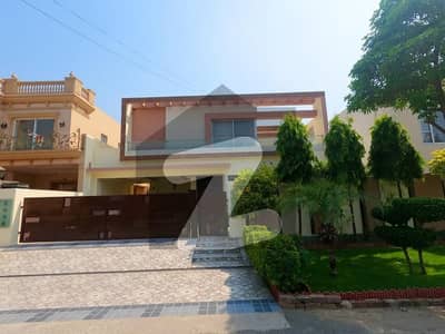 Fully Furnished 1 Kanal House For sale In State Life Phase 1 - Block E Lahore Fully Furnished 1 Kanal House For sale In State Life Phase 1 - Block E Lahore