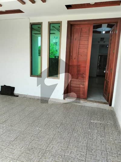 Multi Garden B 17 Islamabad 8 Marla Full House Available For Rent