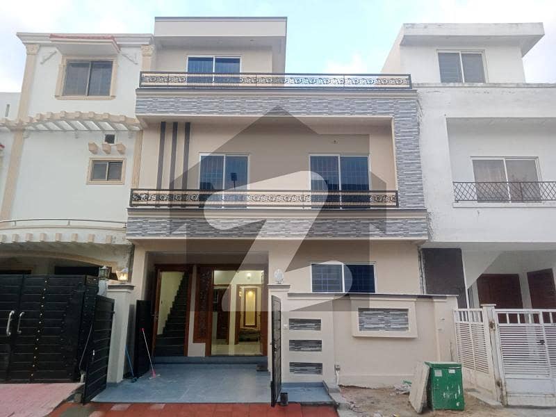 G-13 25x40 Brand New Double Storey House Available G-13 25x40 Brand New Double Storey House Available