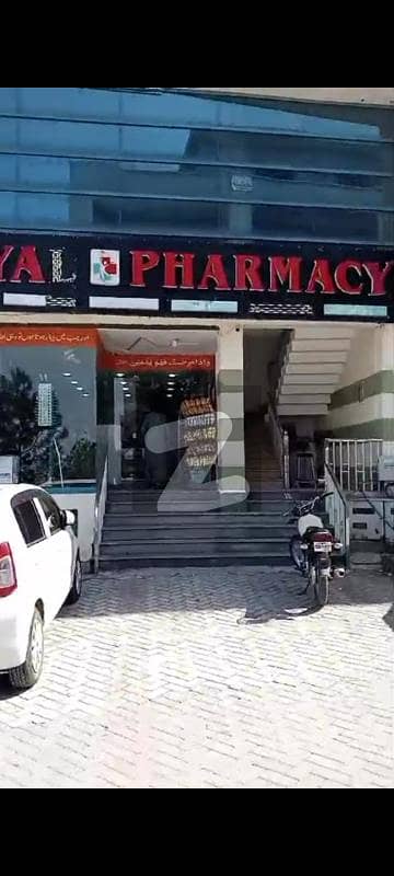 ڈی ایچ اے ڈیفینس فیز 2 ڈی ایچ اے ڈیفینس,اسلام آباد میں 4 مرلہ Studio دفتر 1.35 لاکھ میں کرایہ پر دستیاب ہے۔