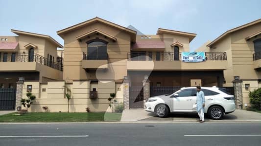 Luxuy 17 Marla 05 Bedroom House Available For Sale In Askari 10 Sector F Lahore Cantt Luxuy 17 Marla 05 Bedroom House Available For Sale In Askari 10 Sector F Lahore Cantt