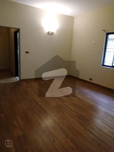 500 YARDS BUNGALOW FOR RENT