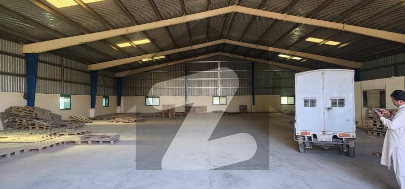 I-9 New 8500 Sqft Warehouse Heighted Good Location I-9 New 8500 Sqft Warehouse Heighted Good Location