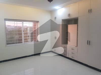 I-14 30x60 Corner Ground Portion Available For Rent