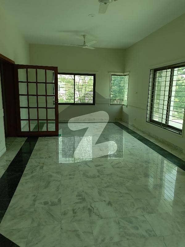 ایف ۔ 11 اسلام آباد میں 2 کمروں کا 1 کنال بالائی پورشن 1.85 لاکھ میں کرایہ پر دستیاب ہے۔ ایف ۔ 11 اسلام آباد میں 2 کمروں کا 1 کنال بالائی پورشن 1.85 لاکھ میں کرایہ پر دستیاب ہے۔