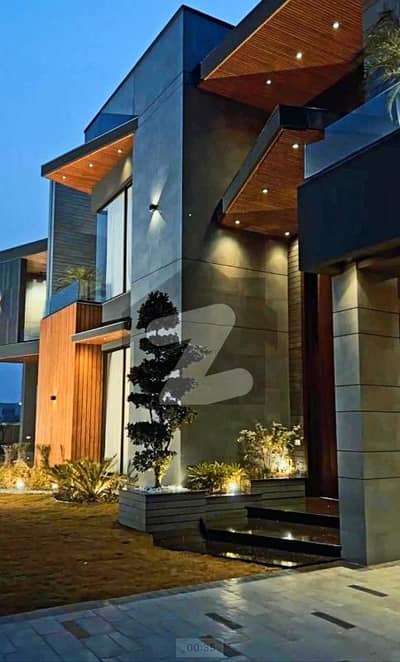 LUXURY