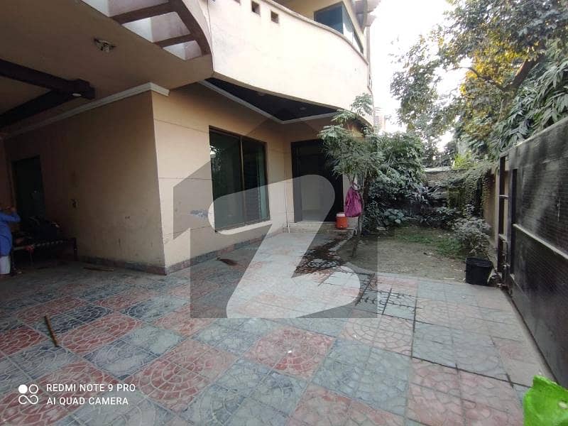24 MARLA BEAUTIFUL HOUSE AVAILABLE FOR RENT 24 MARLA BEAUTIFUL HOUSE AVAILABLE FOR RENT