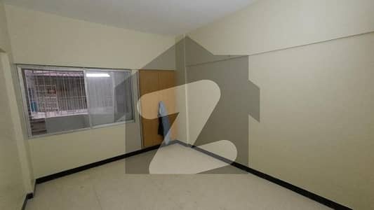 Flat For Sale 1400 Square Feet